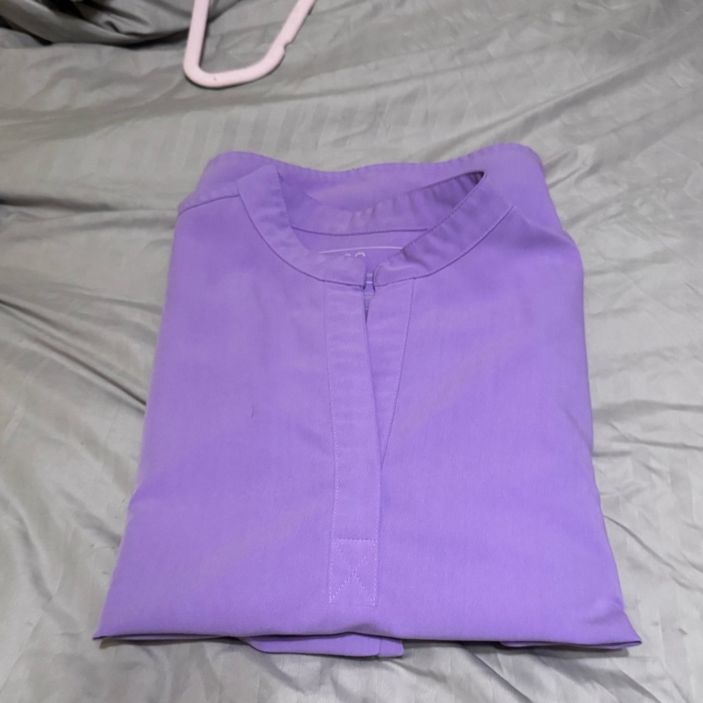 Figs scrub set in XS lilac dawn